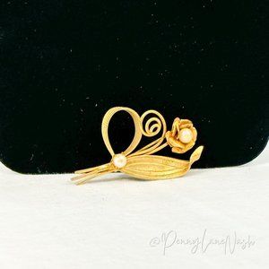 Vintage Gold Metal Rose with Pearl Pin Brooch